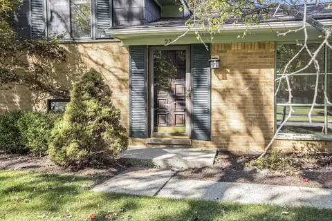 23 Tower Dr, Saline, MI 48176 photo 4
