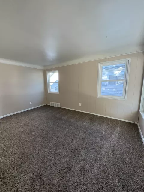 17746 Brinson St, Riverview, MI 48193 photo 3