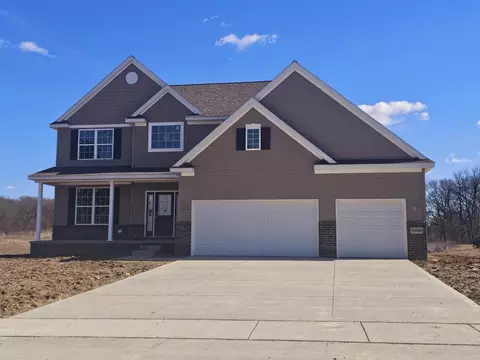 10655 Valley View Dr, Saline, MI 48176