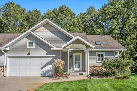8370 Millstone Ct, Kalamazoo, MI 49009
