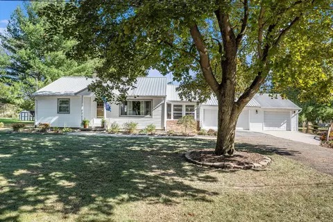 1668 Rogue River Rd NE, Belmont, MI 49306