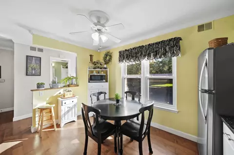 261 N Maple Rd, Saline, MI 48176 photo 6