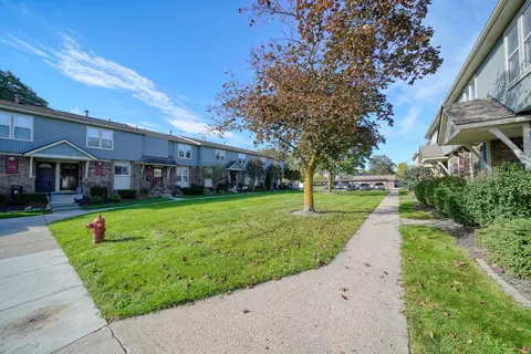 261 N Maple Rd, Saline, MI 48176 photo 37