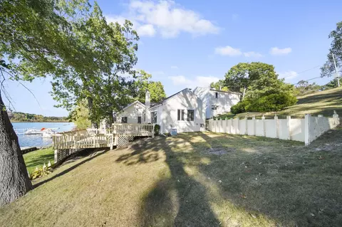 Exterior - 935 Otney Dr, Jackson, MI 49201 photo 17 of 24