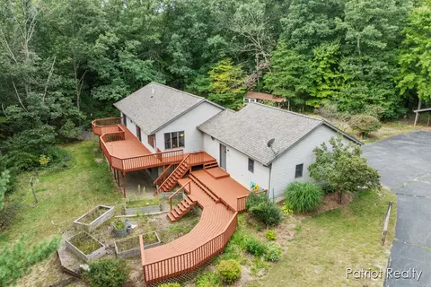 6535 S Centerline Rd, Newaygo, MI 49337