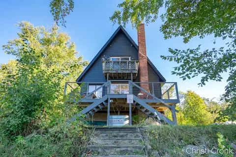 2584 Konkle Dr NE, Belmont, MI 49306