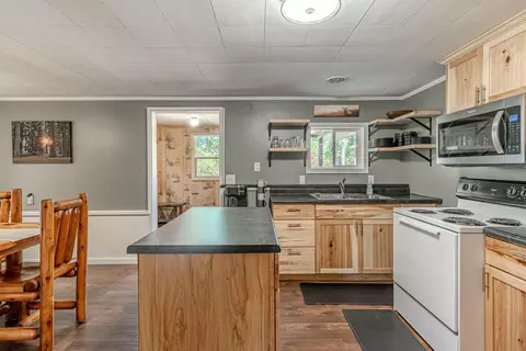 6527 S James Rd, Baldwin, MI 49304 photo 6