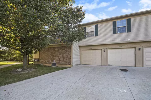 222 Commons Ct, Saline, MI 48176 photo 27