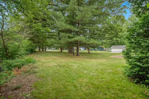 427 Hicks St, Plainwell, MI 49080 photo 13