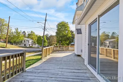 539 Brooks St, Ionia, MI 48846 photo 23