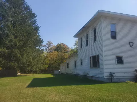 401 E 3rd St, Hersey, MI 49639 photo 2