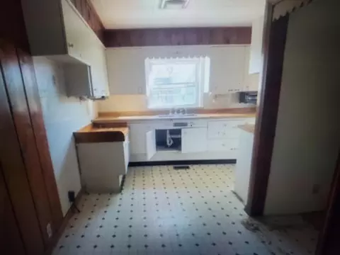 401 E 3rd St, Hersey, MI 49639 photo 6