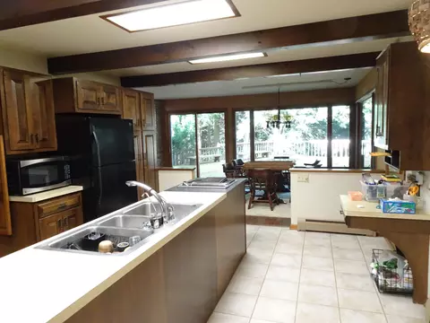 469 E Kott Rd, Manistee, MI 49660 photo 7