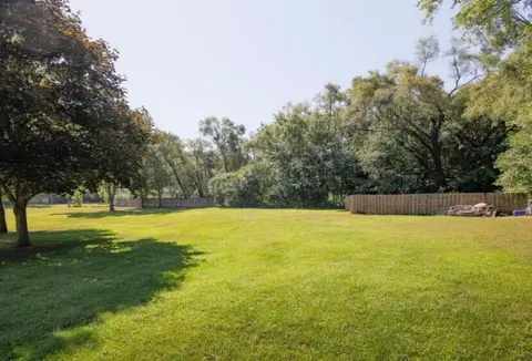 Exterior - 16433 Floating Bridge Rd, Three Rivers, MI 49093 photo 3 of 4
