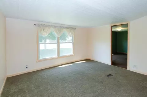 Living - 16433 Floating Bridge Rd, Three Rivers, MI 49093 photo 4 of 5