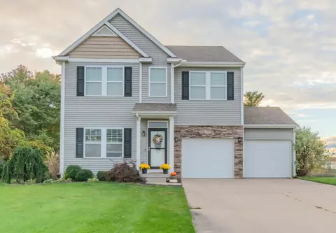 9295 Windward Dr, West Olive, MI 49460