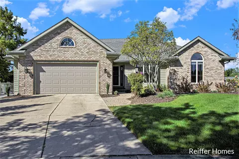 3389 Piute Ct SW, Grandville, MI 49418