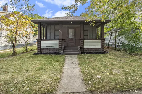 2928 Sanford St, Muskegon, MI 49444