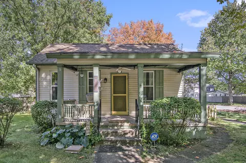 1123 Regent St, Niles, MI 49120