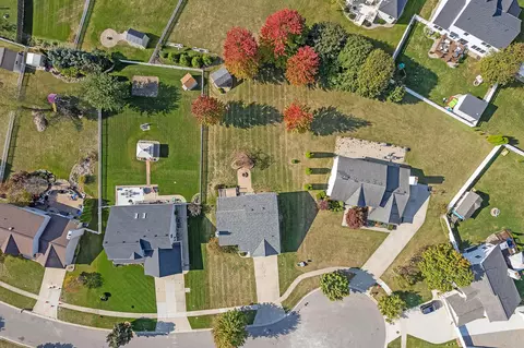 View/Area - 413 Settlers Cv, Tecumseh, MI 49286 photo 10 of 18