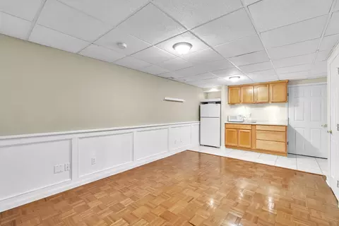 Living - 413 Settlers Cv, Tecumseh, MI 49286 photo 9 of 9