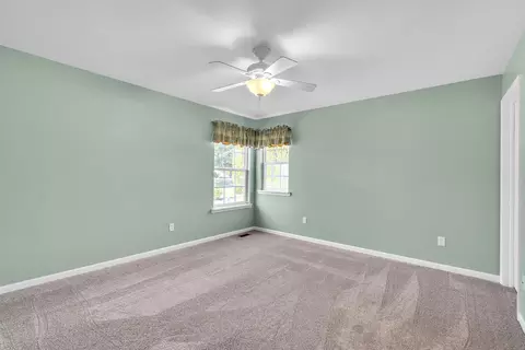Bedroom - 413 Settlers Cv, Tecumseh, MI 49286 photo 2 of 6