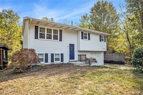 12498 144th Ave, Grand Haven, MI 49417