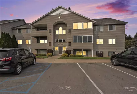 8388 N Jasonville Ct SE, Caledonia, MI 49316