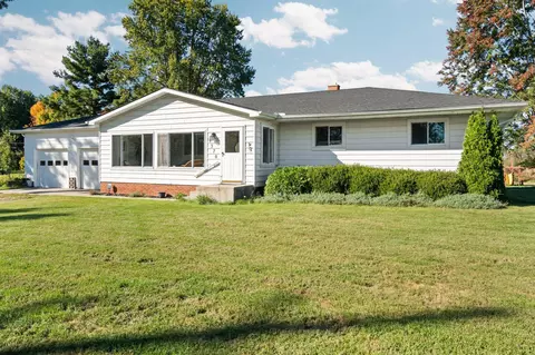 9370 Mckean Rd, Willis, MI 48191 photo 4