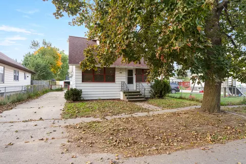 111 E Bird St, Jackson, MI 49203 photo 2