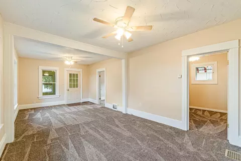 111 E Bird St, Jackson, MI 49203 photo 12
