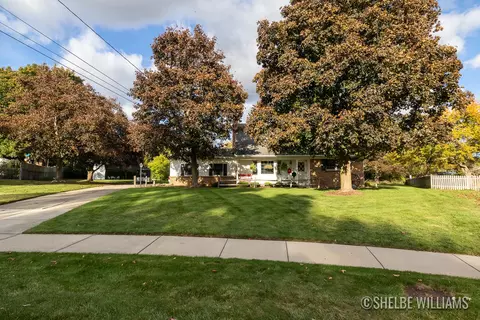 1951 Rondo St SE, Grand Rapids, MI 49508