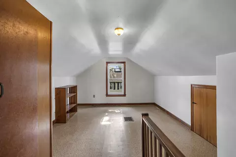 702 17th St, Jackson, MI 49203 photo 23