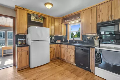 702 17th St, Jackson, MI 49203 photo 8