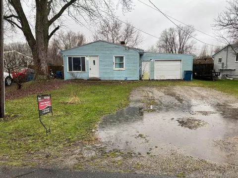 1306 Foster Ave, Kalamazoo, MI 49048