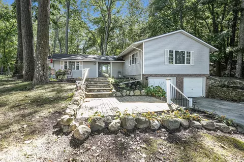 8331 Spring Rd NW, Stanton, MI 48888 photo 5