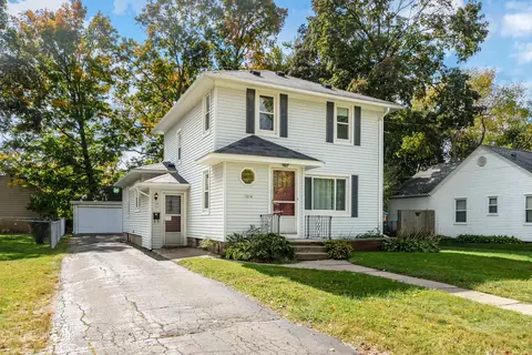 1316 Reycraft Dr, Kalamazoo, MI 49001