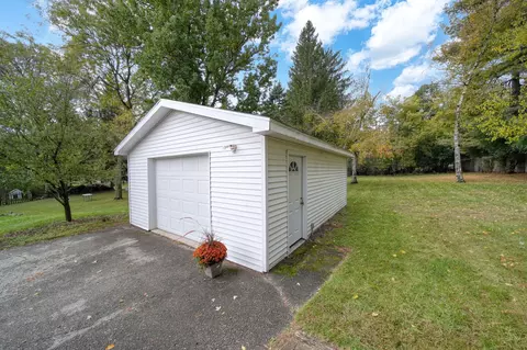 2108 First St, Jackson, MI 49203 photo 28