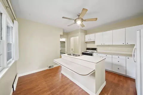 2108 First St, Jackson, MI 49203 photo 6
