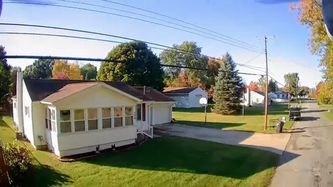 604 Jacqueline St, Jackson, MI 49202