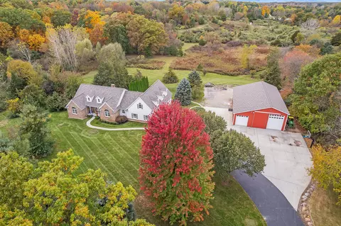 2707 N Parker Rd, Dexter, MI 48130