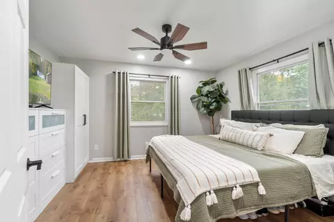 Bedroom - 2531 Reynolds Rd, Jackson, MI 49201 photo 1 of 5