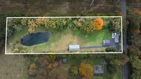 View/Area - 2531 Reynolds Rd, Jackson, MI 49201 photo 4 of 11
