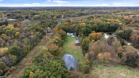 View/Area - 2531 Reynolds Rd, Jackson, MI 49201 photo 8 of 11