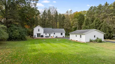 Exterior - 2531 Reynolds Rd, Jackson, MI 49201 photo 14 of 23