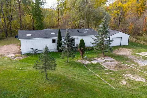 1620 Coats Grove Rd, Hastings, MI 49058