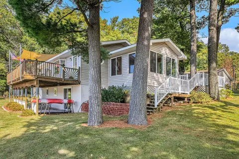 4001 Nash Rd, Twin Lake, MI 49457