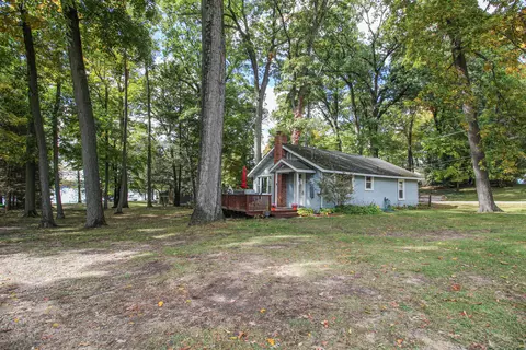 11279 Point Rd, Three Rivers, MI 49093 photo 2