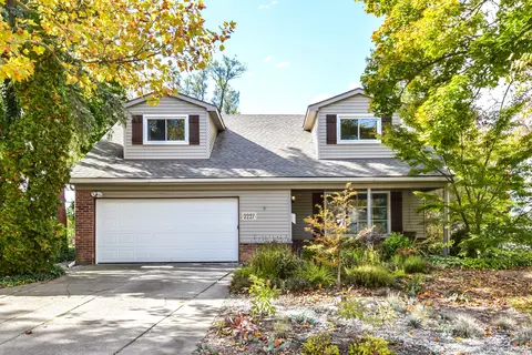 2227 Georgetown Blvd, Ann Arbor, MI 48105