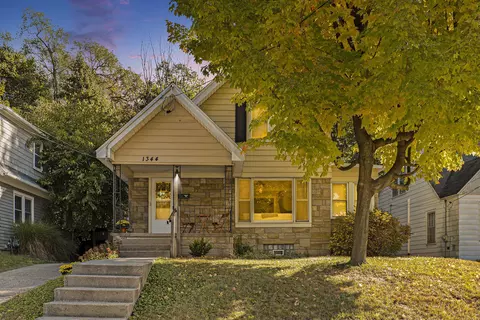 1344 Underwood Ave SE, Grand Rapids, MI 49506